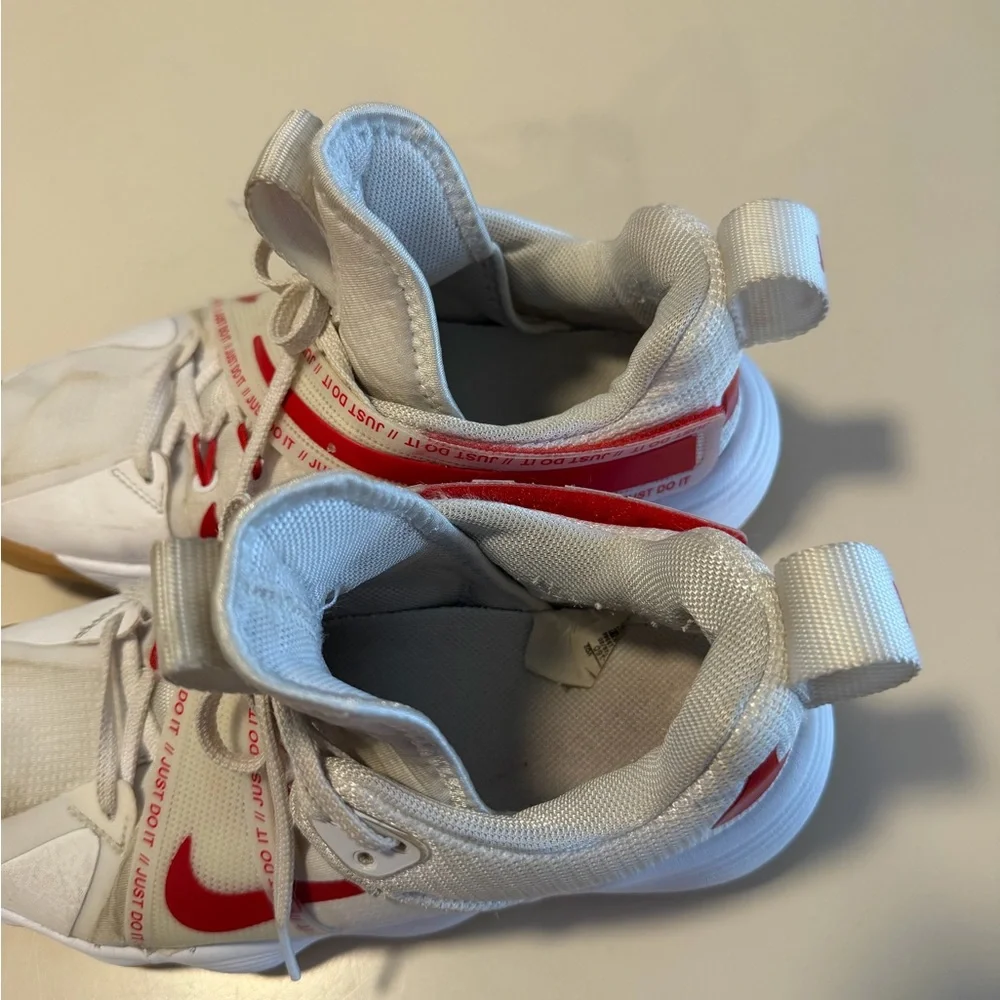 Nike React HyperSet White Red Size 7.5 Volleyball Shoes